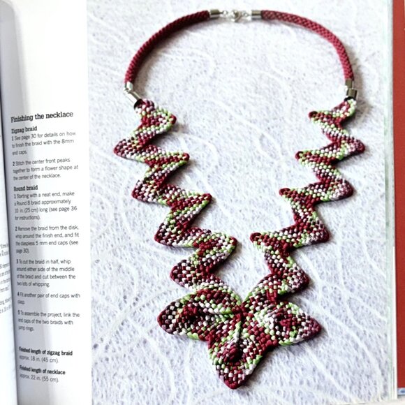 Twist Turn & Tie 50 Japanese Kumihimo Braids Guide Book With Braiding Disk - Picture 7 of 7